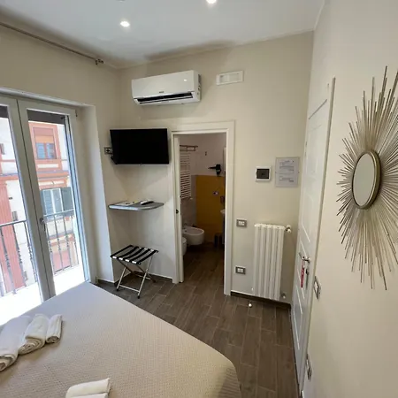 בית הארחה Metropolis Stazione