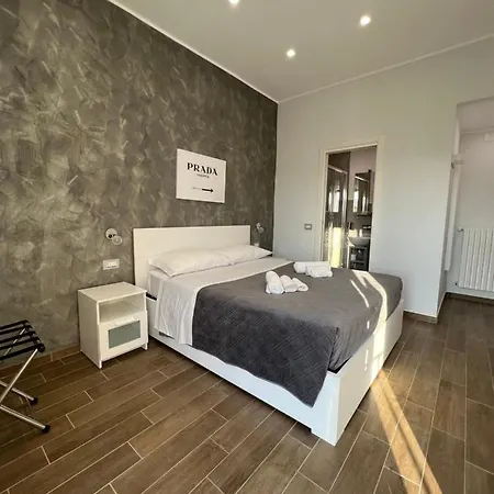 Metropolis Guest house
