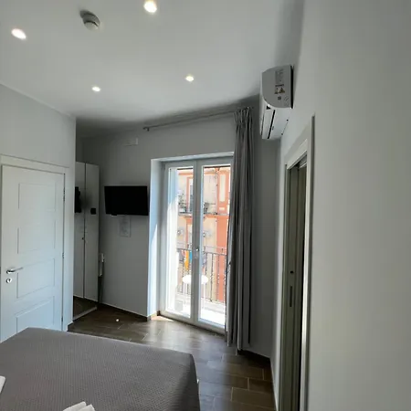 Metropolis Guest house Naples