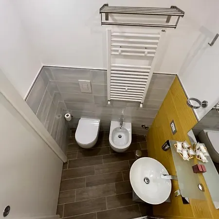Pensjonat Metropolis Home Stazione Centrale Napoli