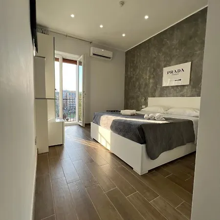 Metropolis Home Stazione Centrale Napoli *